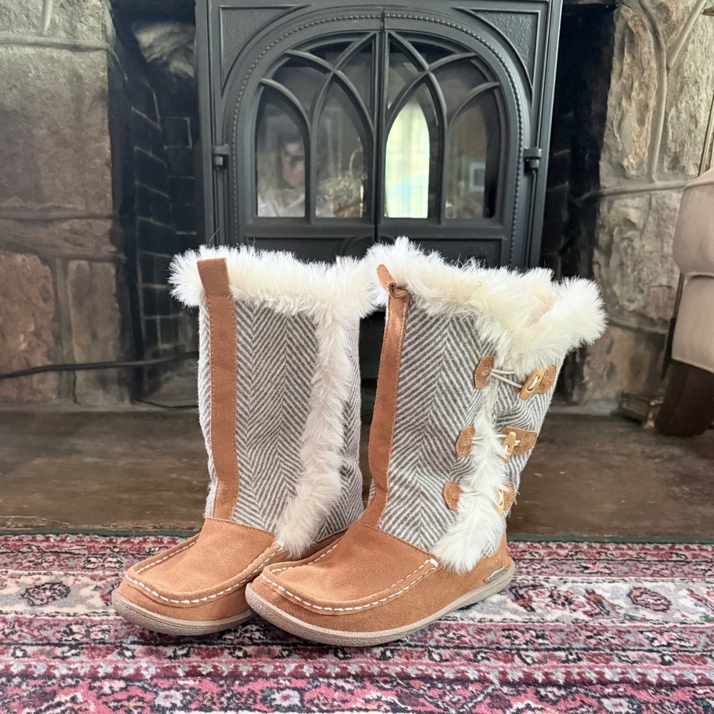 Woolrich Gray White Herringbone Wool Toggle Faux Fur Winter Boots Size US 10